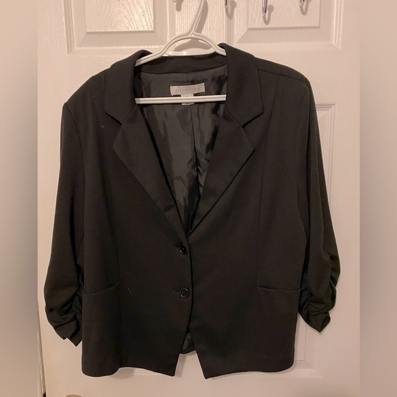 Blazer - Picture 1 of 1